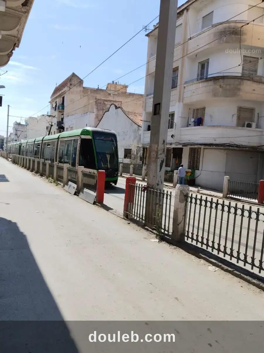 Bab khadra vnt immeuble r5 - Miniature 3