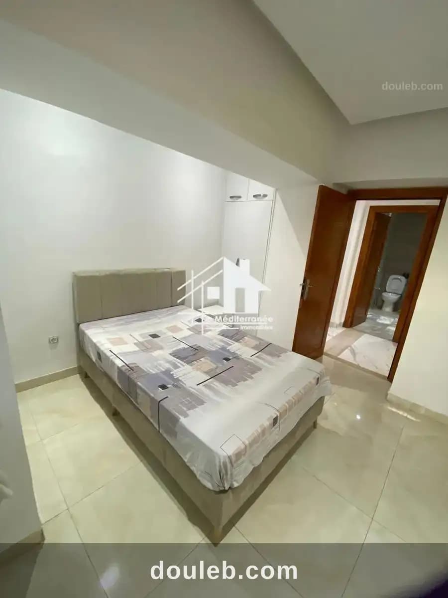 Un appartement s3 rdc meublé avec jardin au bardo - Miniature 2
