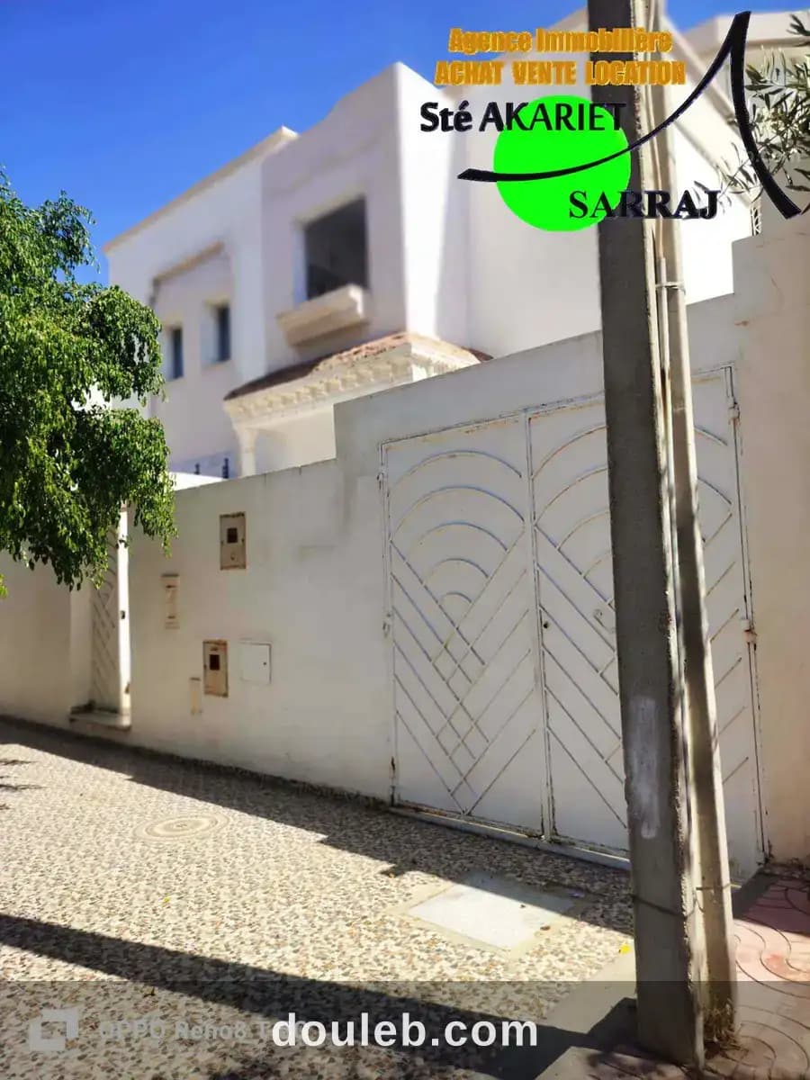 Occasion de villa sur la route principale sahloul à Sousse