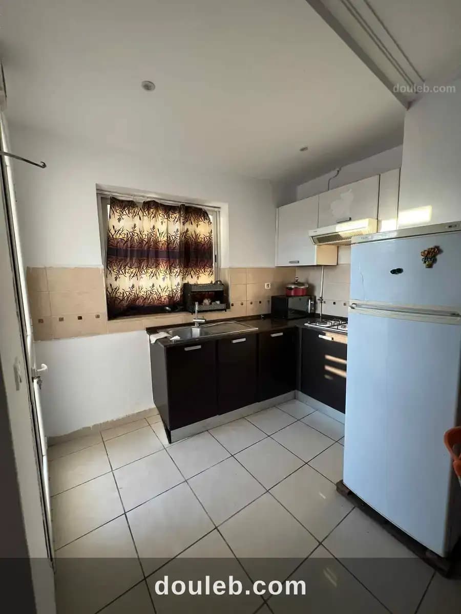 Appartement s plus un - Miniature 3