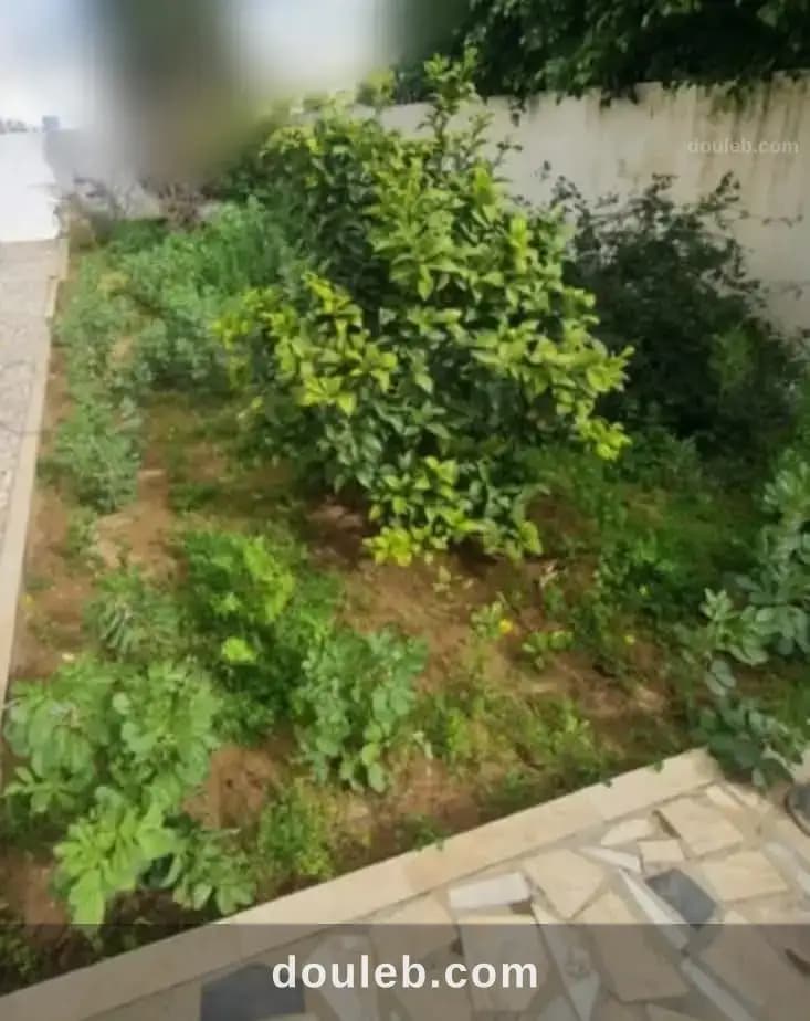 Ennasr 2 rdc de villa s2 bien situé à Ariana