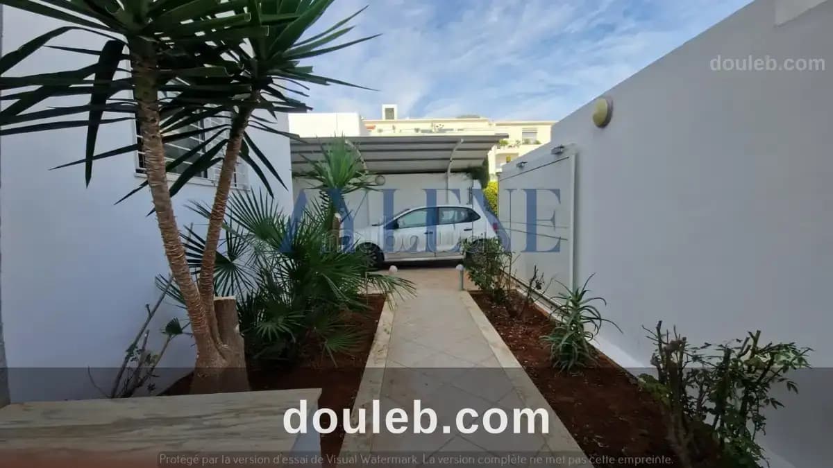 Villa avec piscine à la marsa - Miniature 2