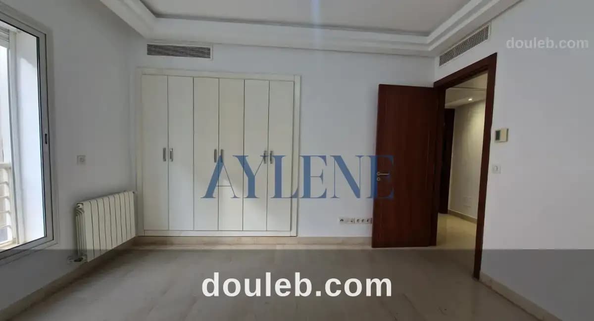 Appartement s4 avec une chambre de service - Miniature 4