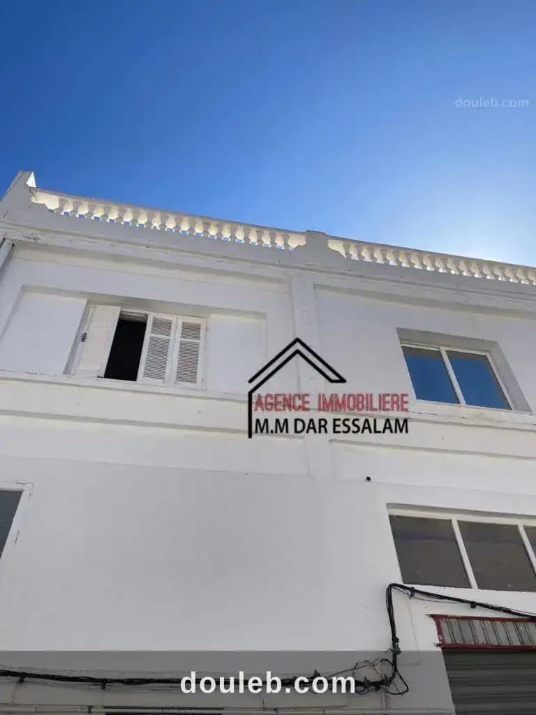 Maison avec deux garages à Nabeul