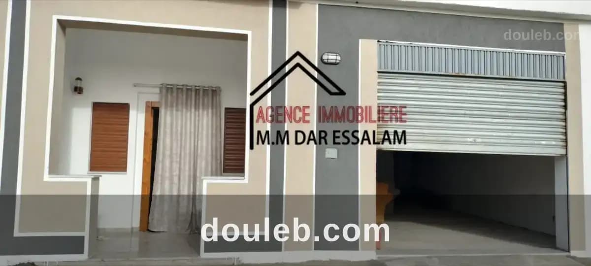 Maison avec un garage au centre de dar allouche à Nabeul