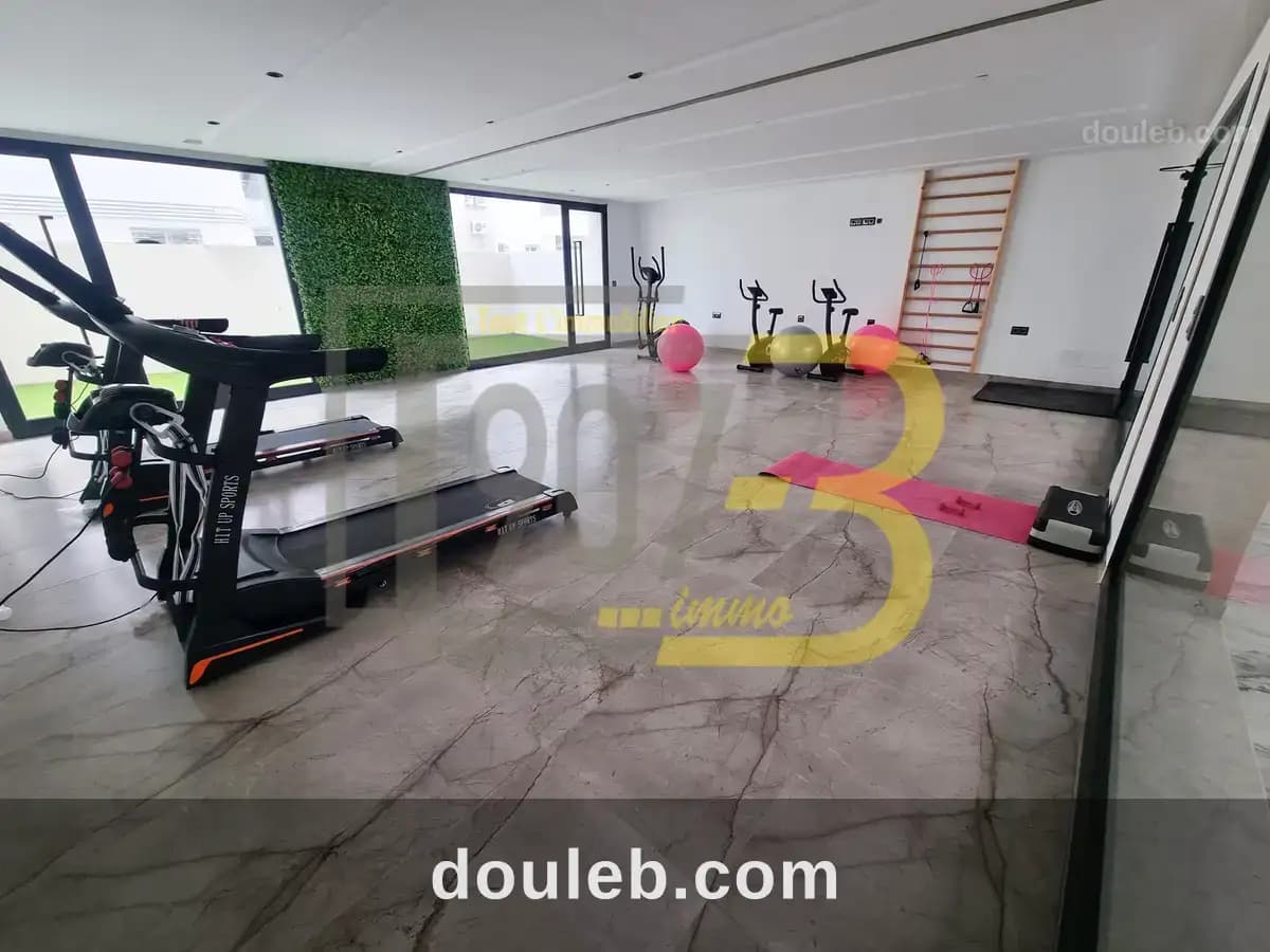 Un luxueux s1jamais habité à menzah 9c à Tunis