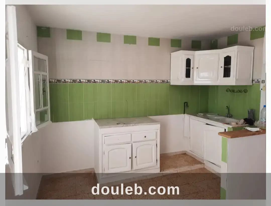 S2 près de l'hôpital abderhamen mami et matri - Miniature 3