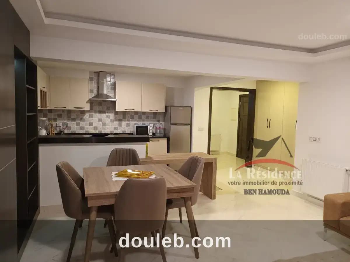 Appartement richement meunlé longue durée à Bizerte