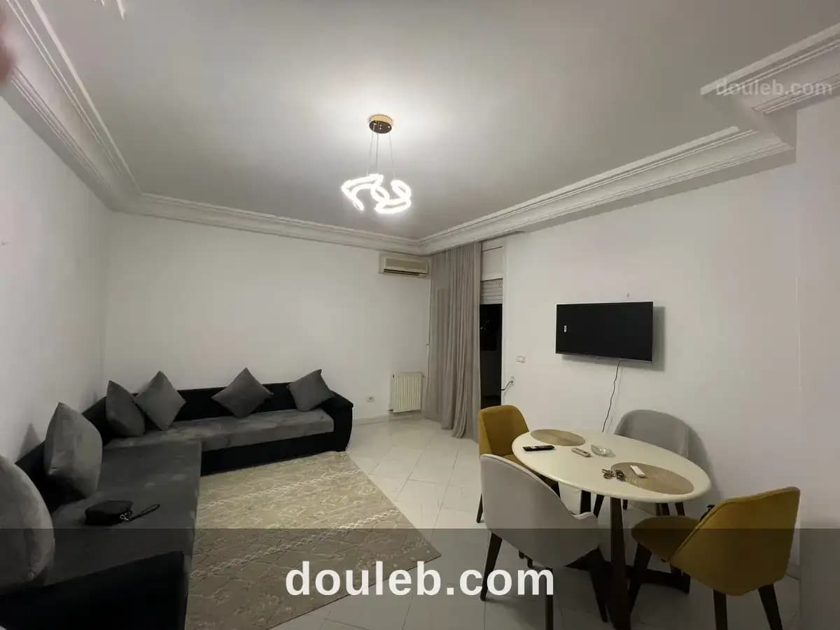 Un appartement s 2 meublé cité nasr 2 - Miniature 2