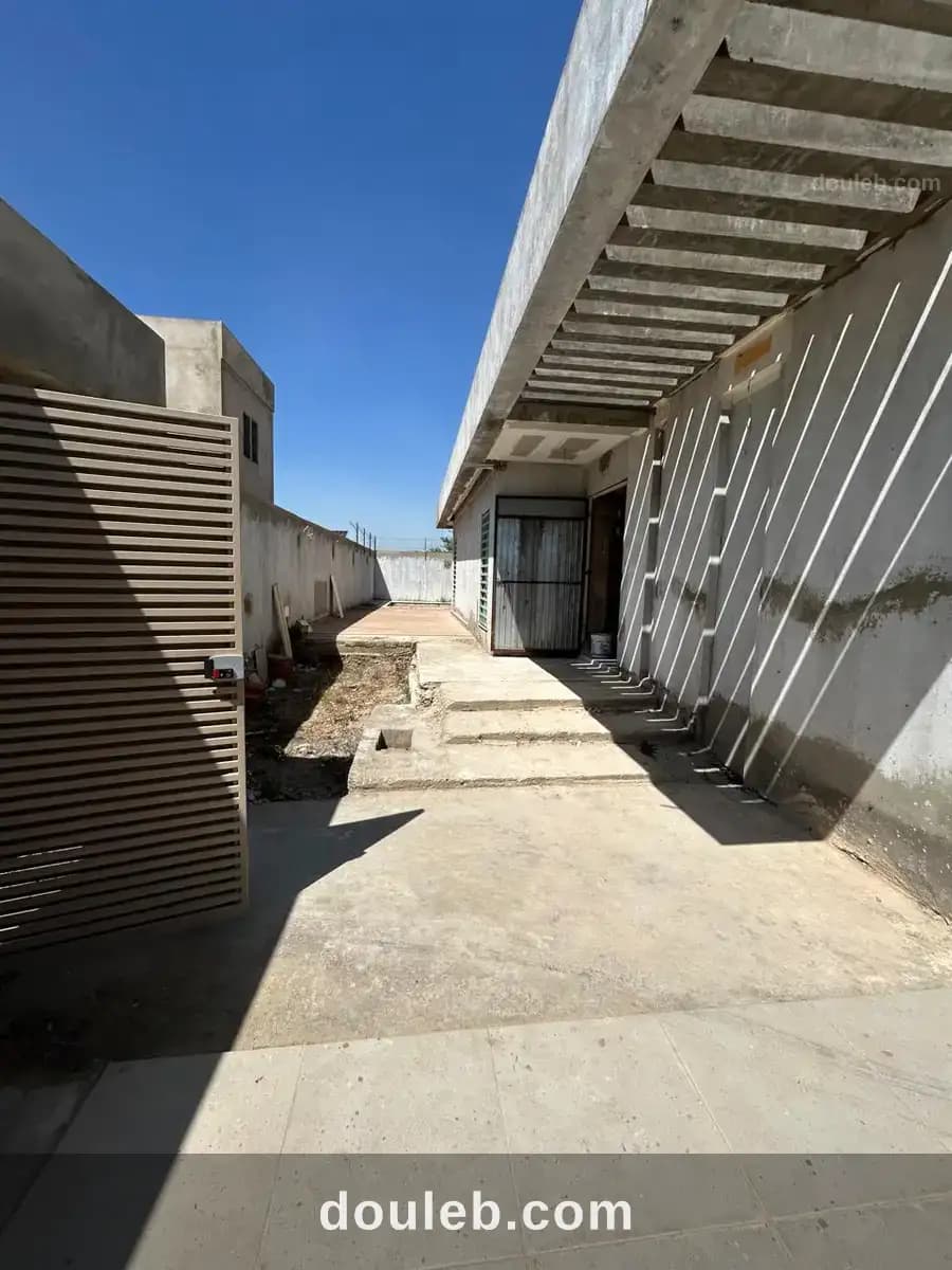 Opportunité villa rdc a soukra à Ariana