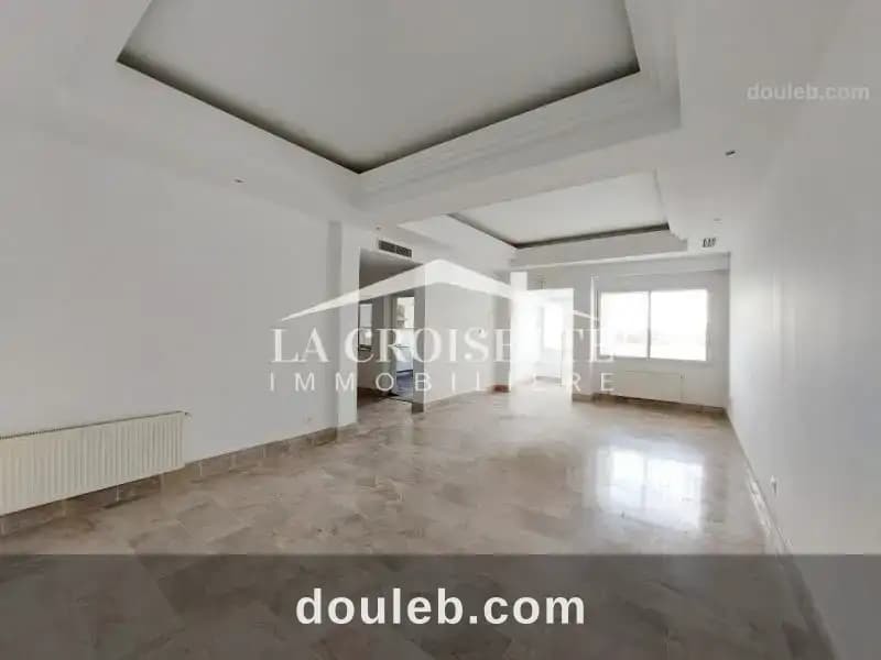 Triplex s4 vue mer à la marsa ztrl0108 à Tunis
