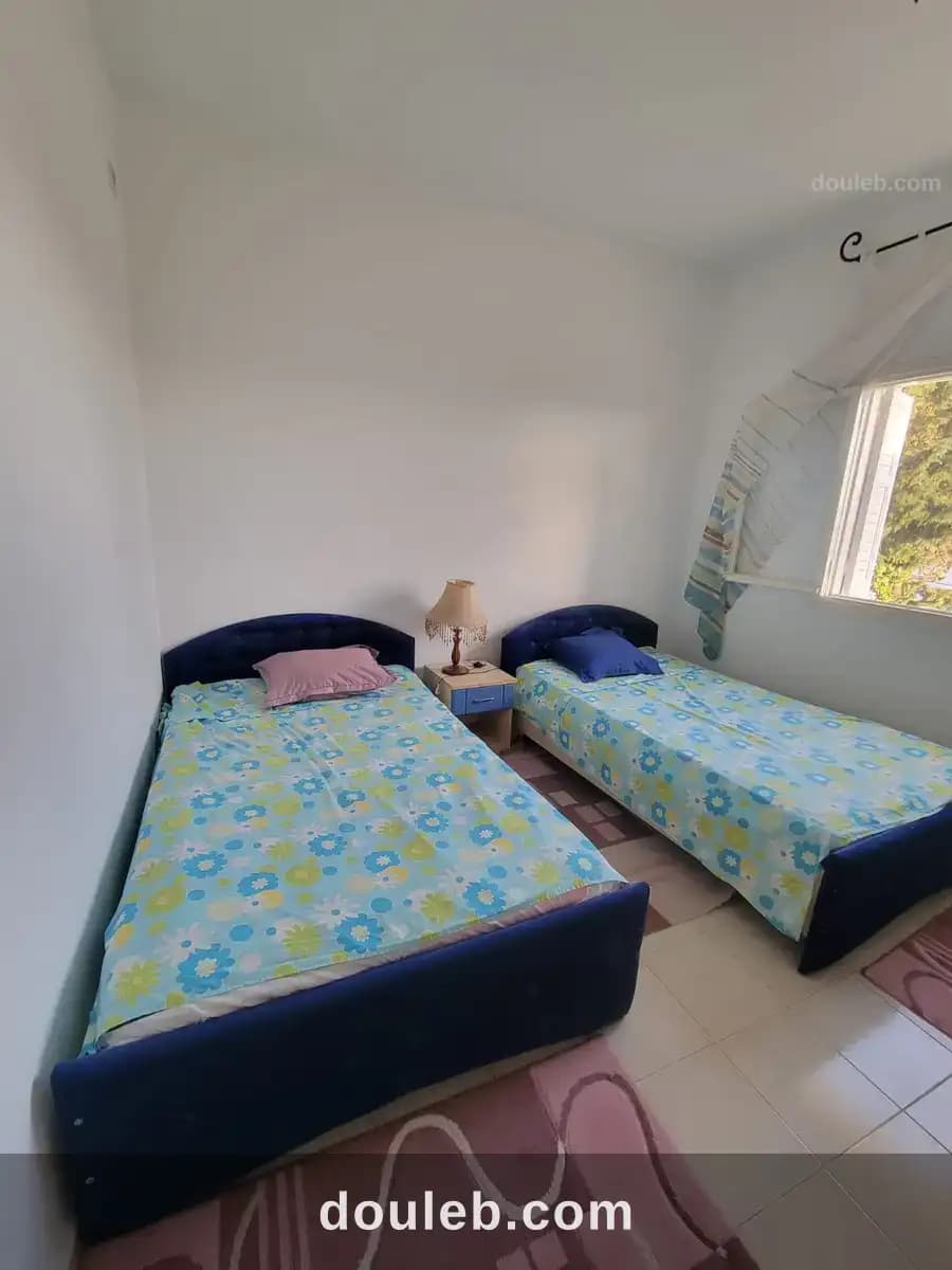 Superbe étage de villa luxueusement meublé s4 - Miniature 2
