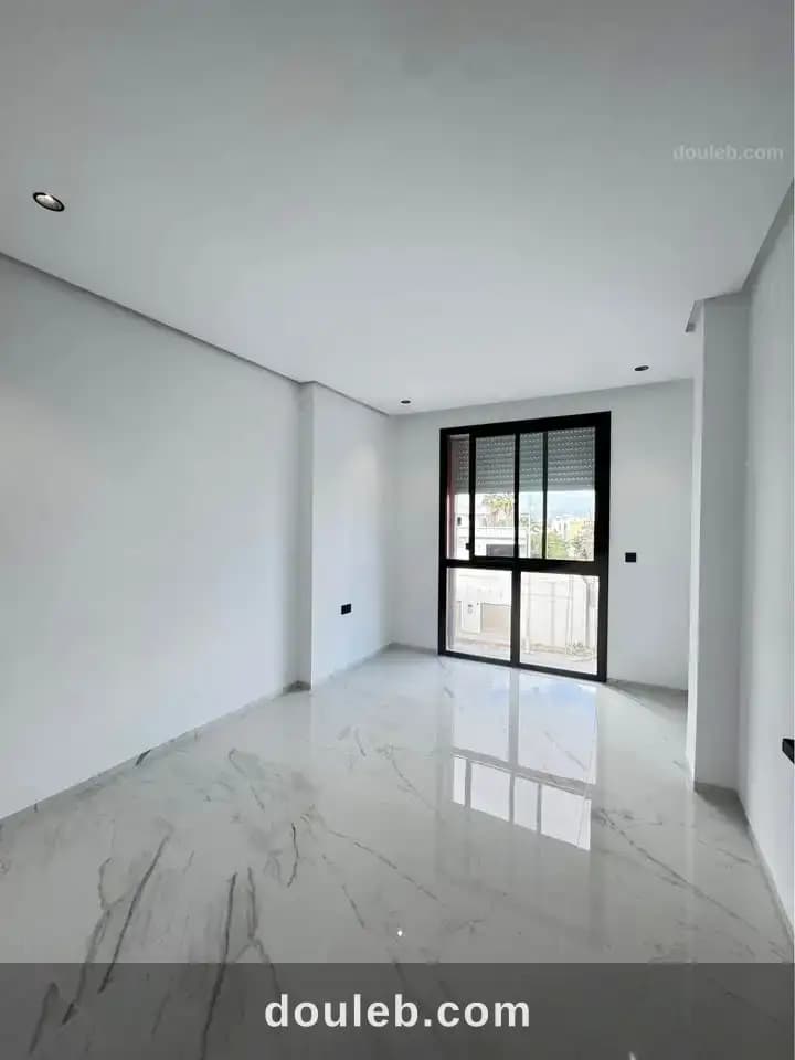 La nouvelle soukra un bel appartement - Miniature 3