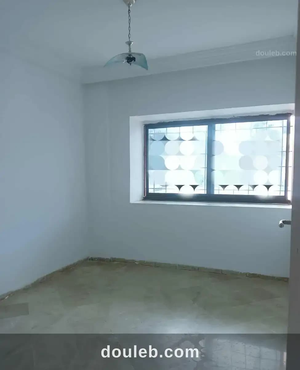 Bureau h3 menzah8 à Ariana