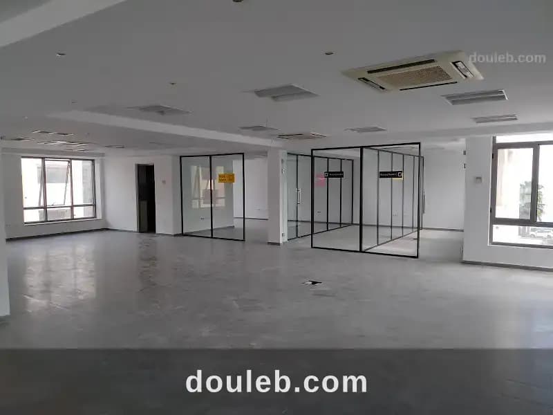 Très beau open sapce 360 m au lac1 à Tunis