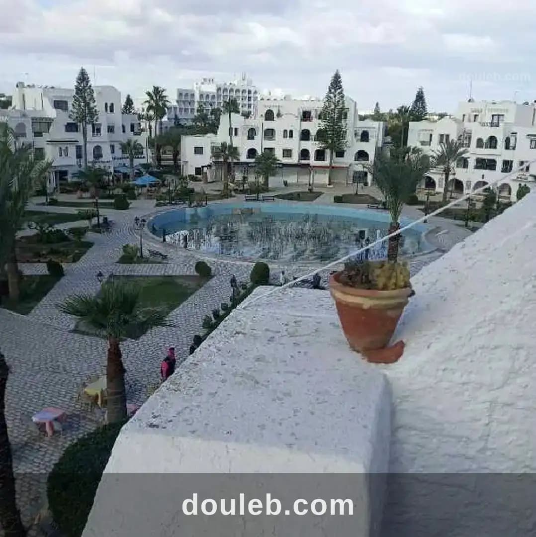 Studio vue fontaine et vue mer à Sousse