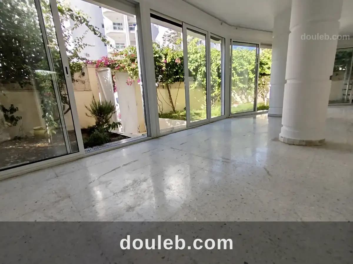 Ravissant appartement s2 avec jardin à menzah7bis - Miniature 2