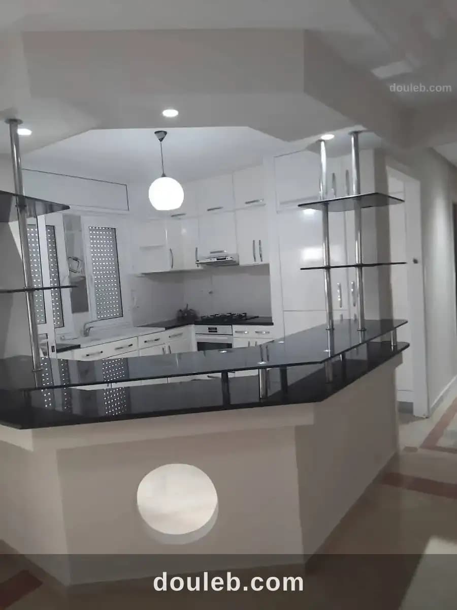 Appartement pieds dans l'eau à Sousse