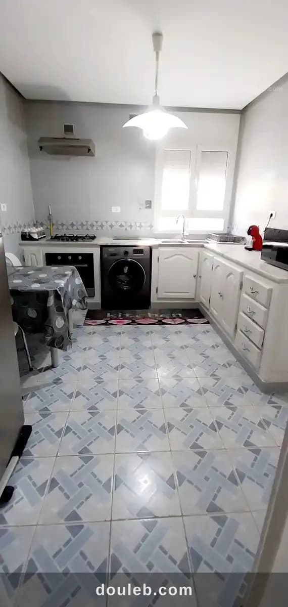 Joli appartement à ariana - Miniature 4