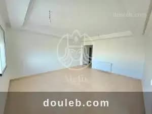 Appartement en s2 vide ref744a - Miniature 3