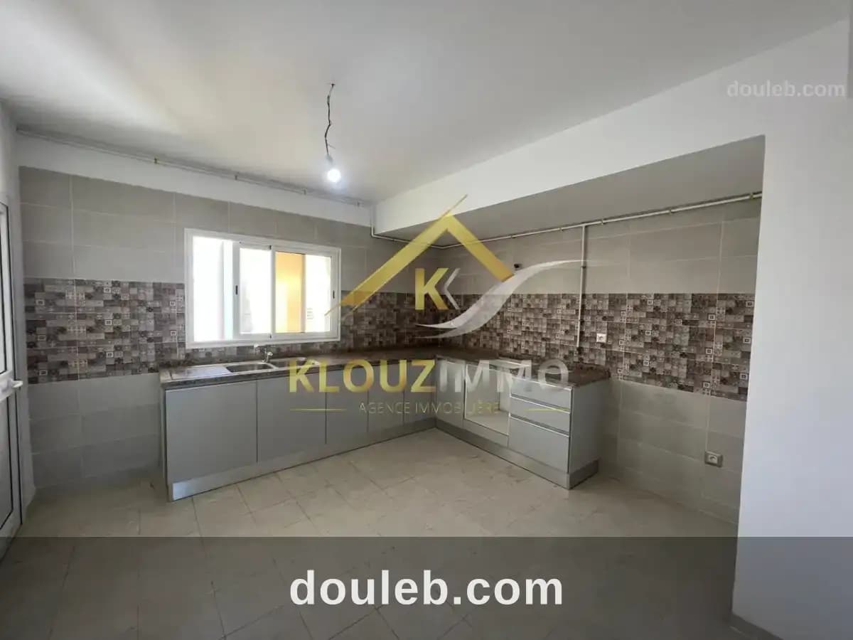 Appartement situéé a ain mareim bizerte - Miniature 4