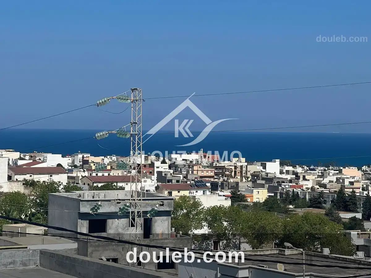 Appartement s plus 2 a cité riadh bizerte à Bizerte