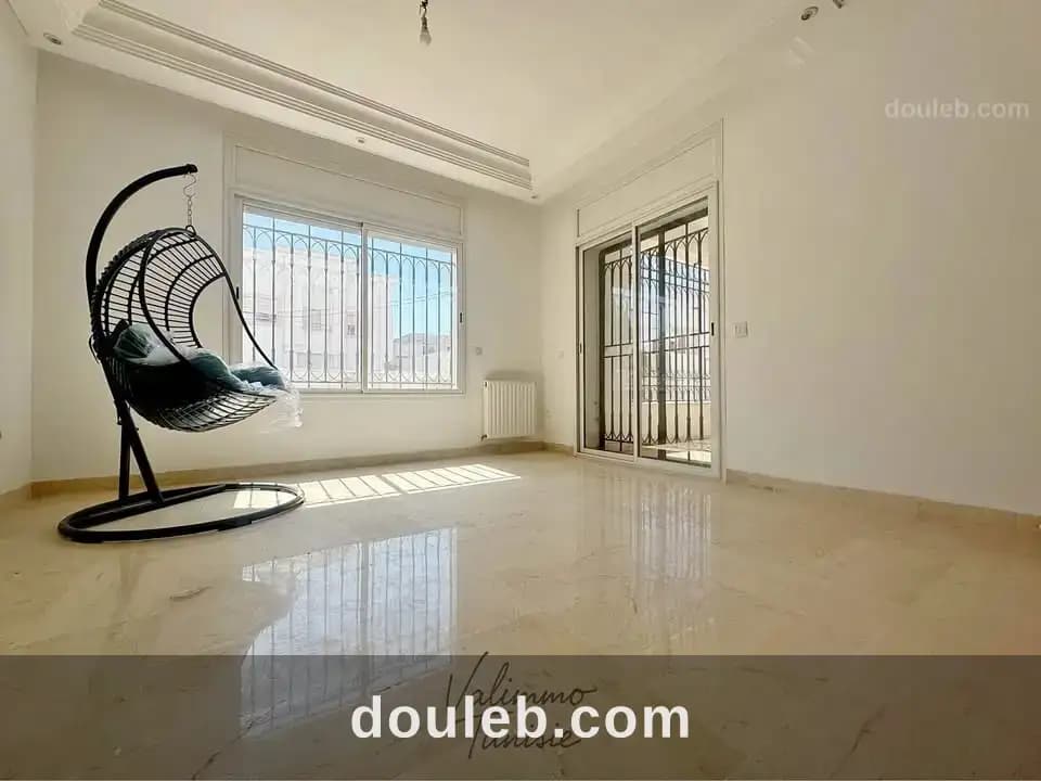 Duplex jamais habité à la soukra - Miniature 4