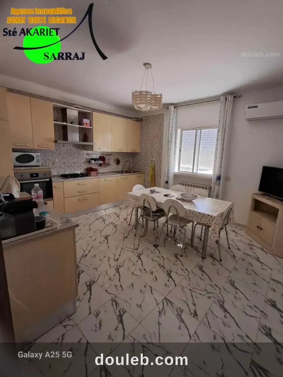 Luxueux appartement s3 vue de mer chatt mariem à Sousse