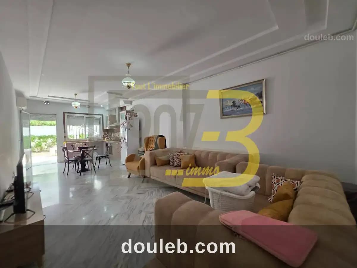 Un appartement s1 meublé avec jardin à cité ennasr à Ariana