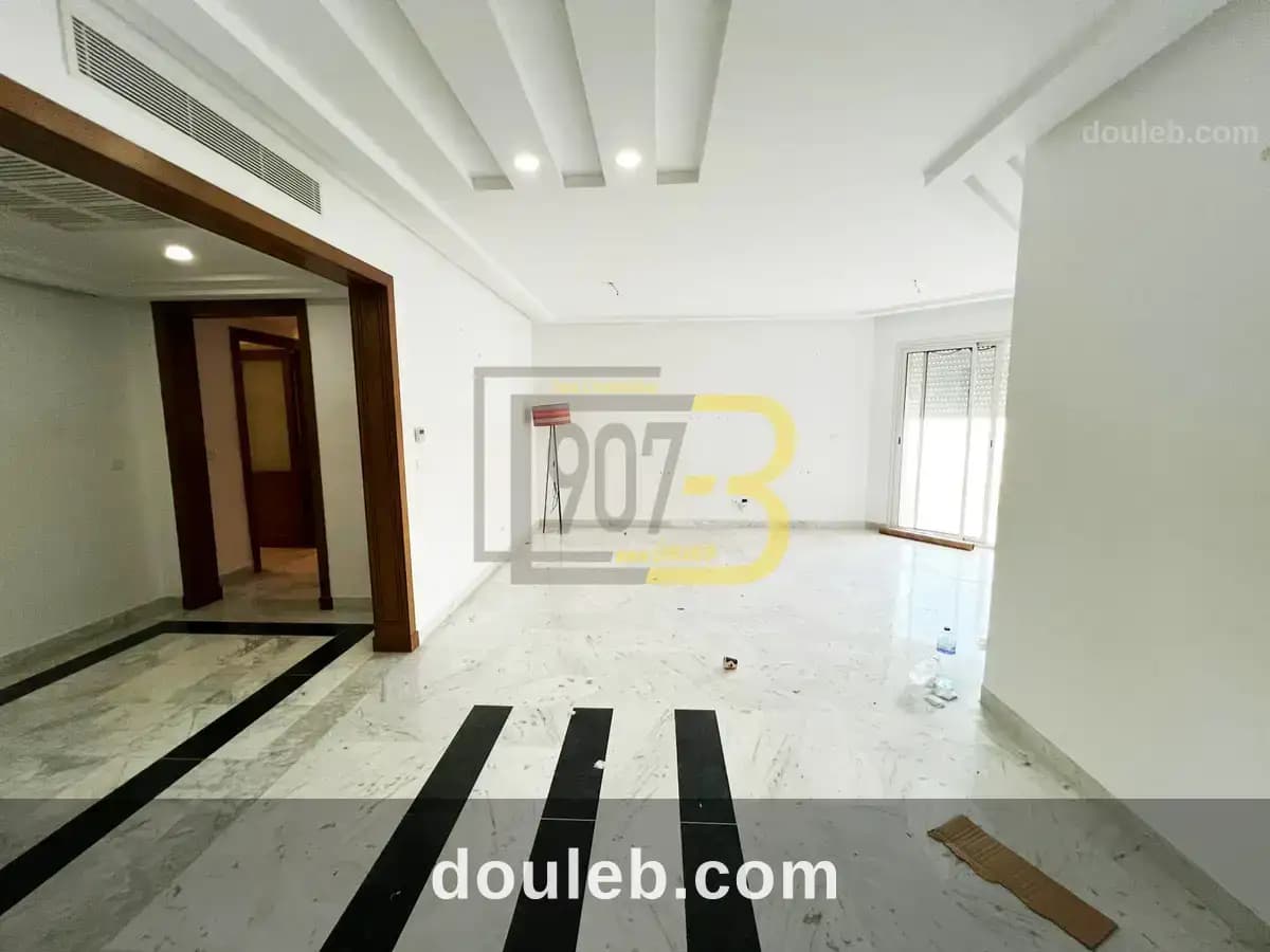 Un appartement s2 hs à menzah 9c à Tunis