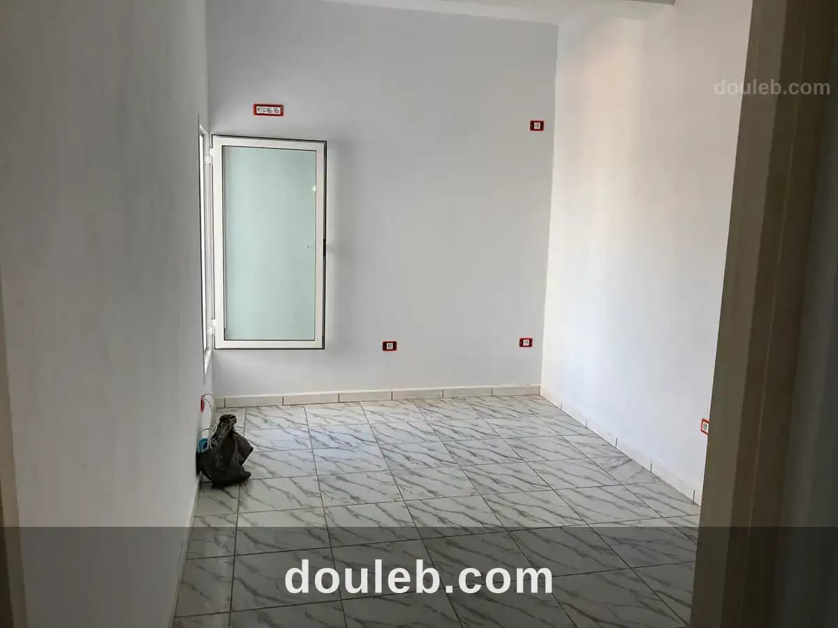 Logement ensoleillé et vue mer - Miniature 2