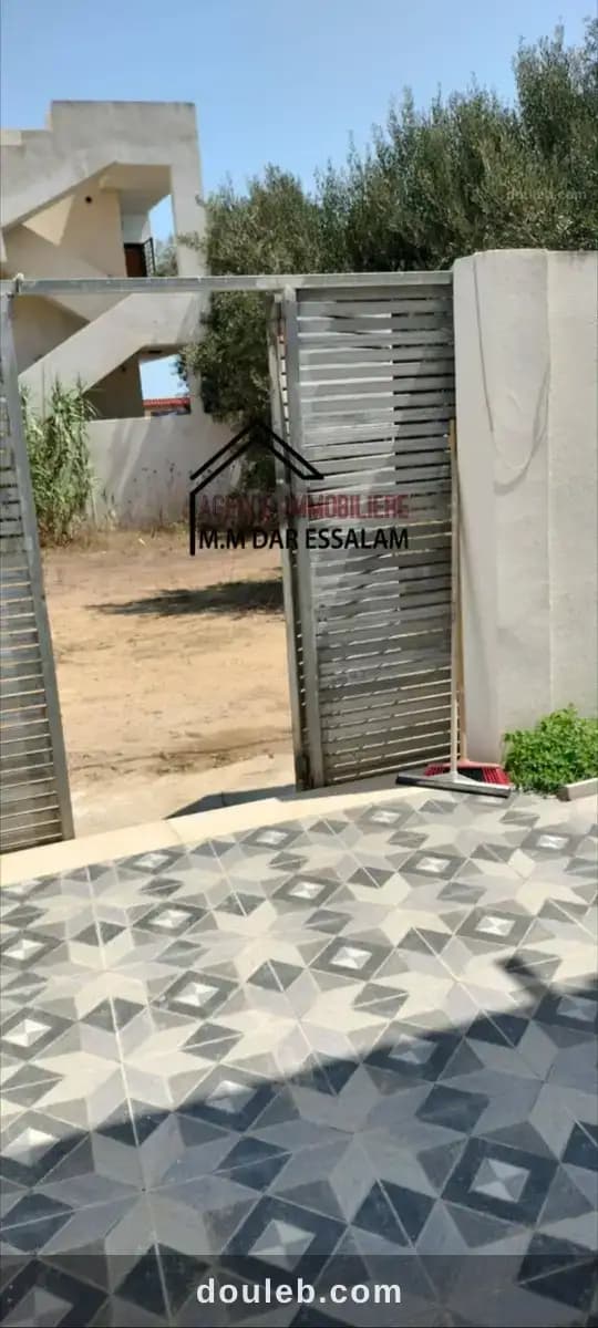 Maison indépendante bonne opportunité à Nabeul