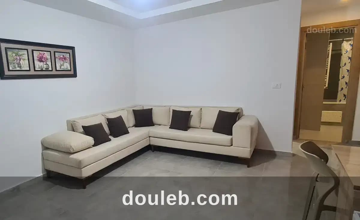 Appartement s1 au premier étage entièrement meublé à Ariana