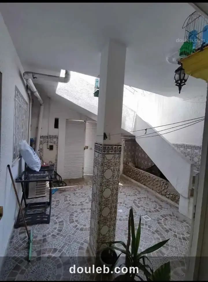 Duplex à omrane superieur à Tunis