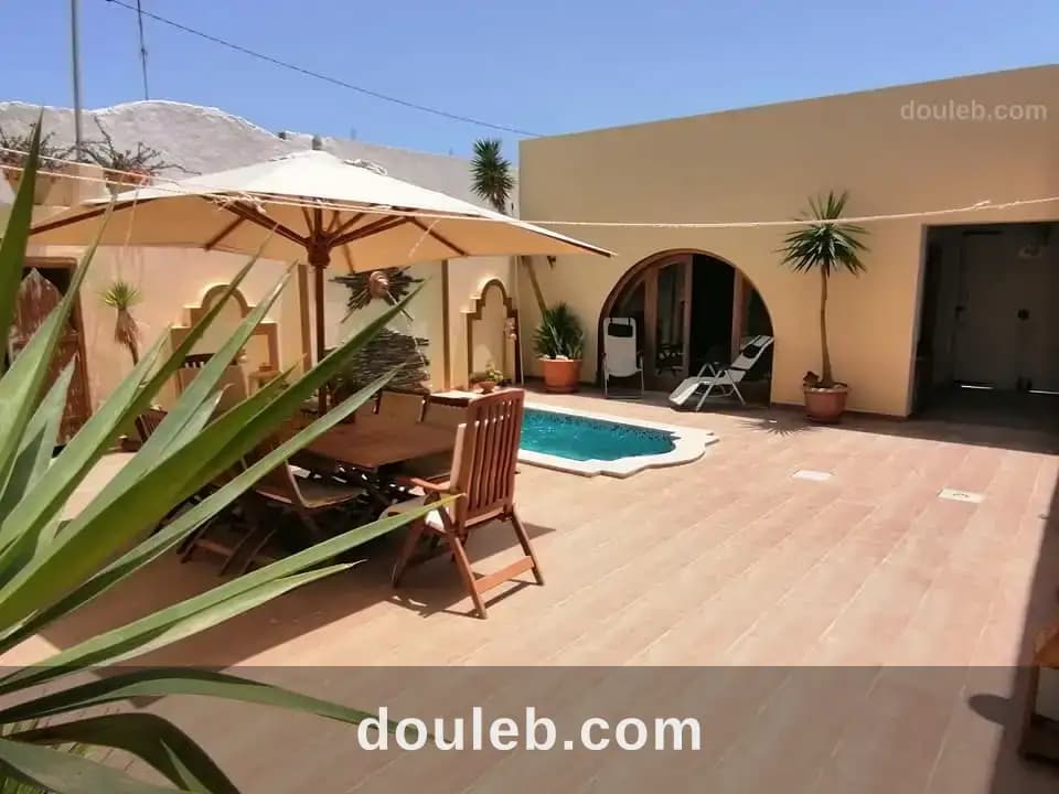 Villa avec piscine à kelibia - Miniature 3