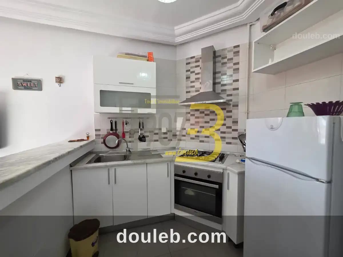 Un très bel appartement s1 meublé a ennasr - Miniature 5