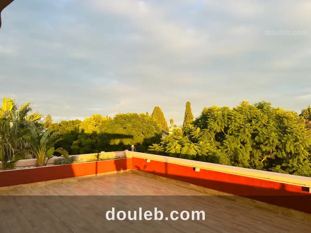 Duplex meublé avec piscine à Tunis