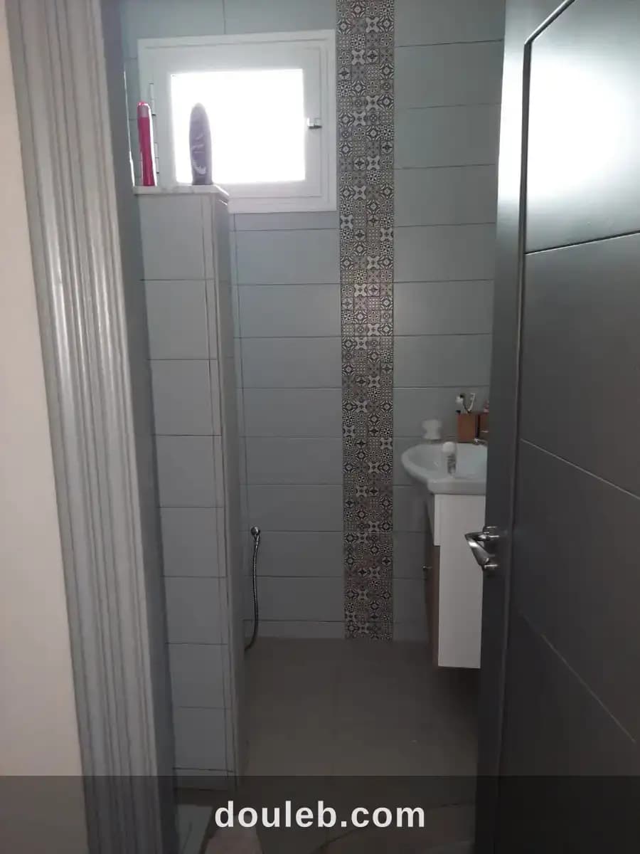 S 2 etage de villa independant - Miniature 2