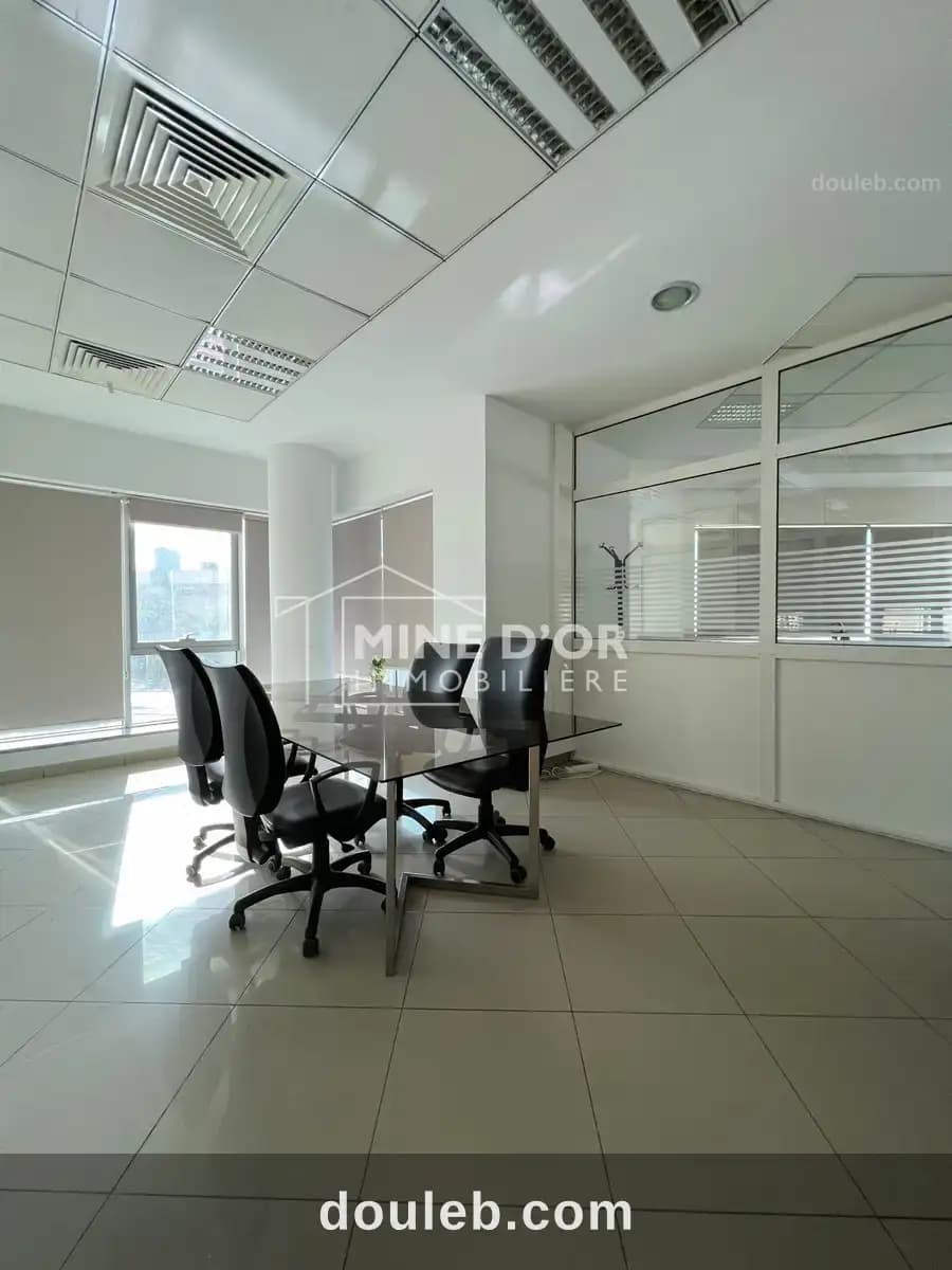 Un plateau neuf de 511 m2 au centre urbain nord - Miniature 4