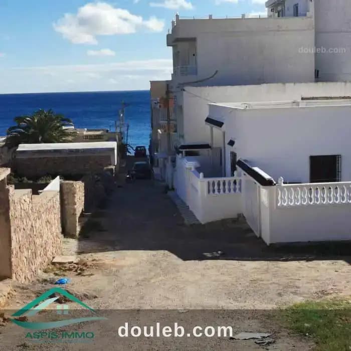 Vt780 terrain 290 m2 en face de fort kelibia à Nabeul