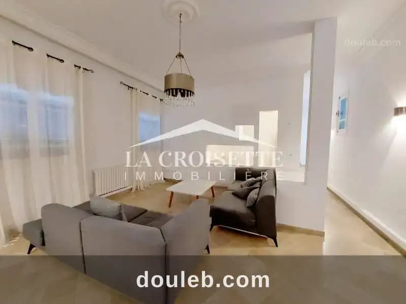 Appartement s1 semi meublé à la marsa zal1972 à Tunis