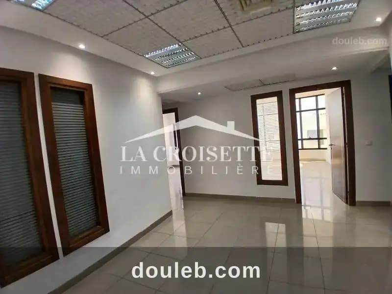 Bureau h5 au lac2 zbl0556 à Tunis