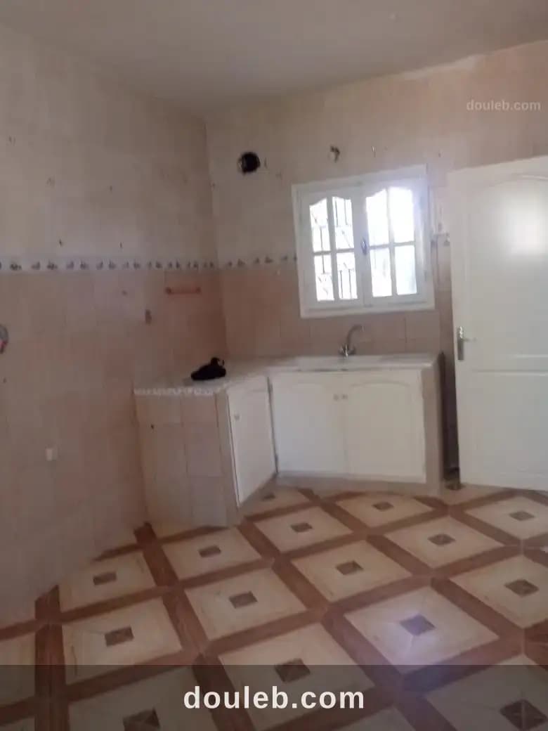 Maison avec 2 appartements - Miniature 2