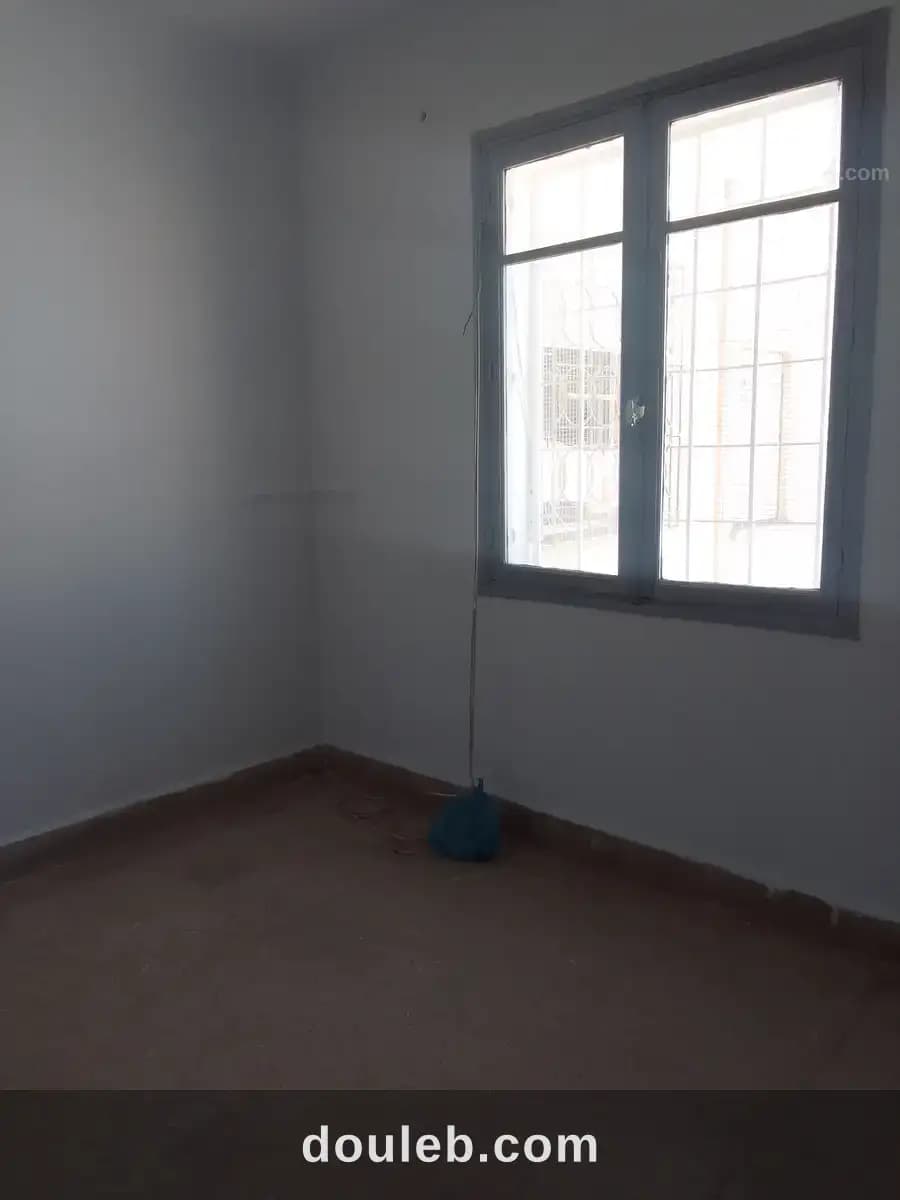 Petit appartement au centre ville au 100 metres - Miniature 3
