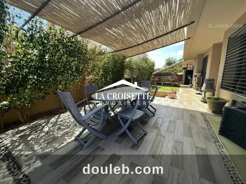 Duplex s3 avec piscine à la marsa ztrl0072 - Miniature 2