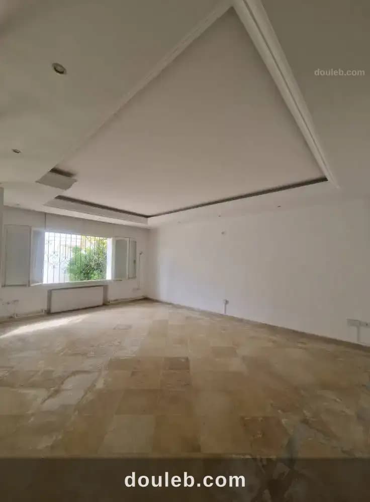 Rez de chaussée de villa pour activité bureautique - Miniature 4