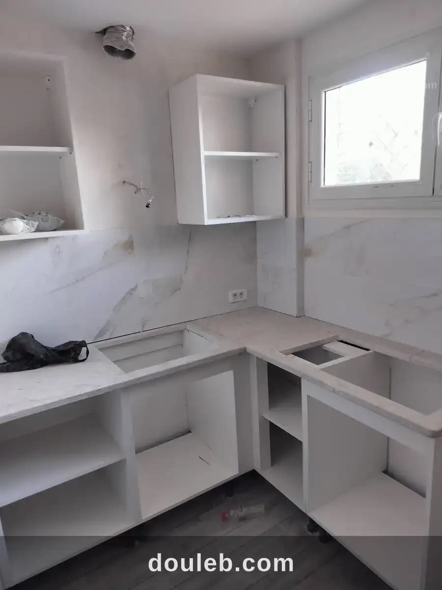 Un appartement et 2 locaux commerciaux - Miniature 5