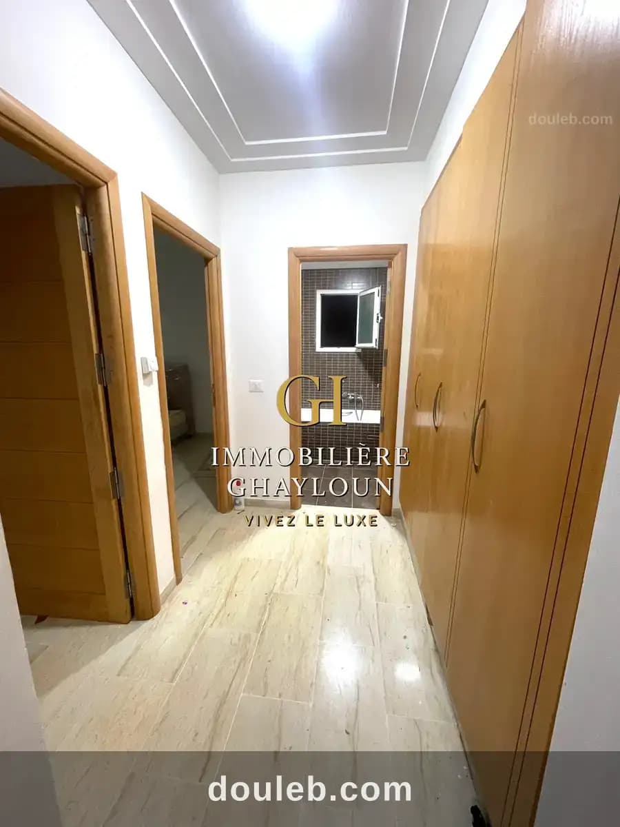 Appartement s2 coté monoprix jardin del menzah 2 à Ariana