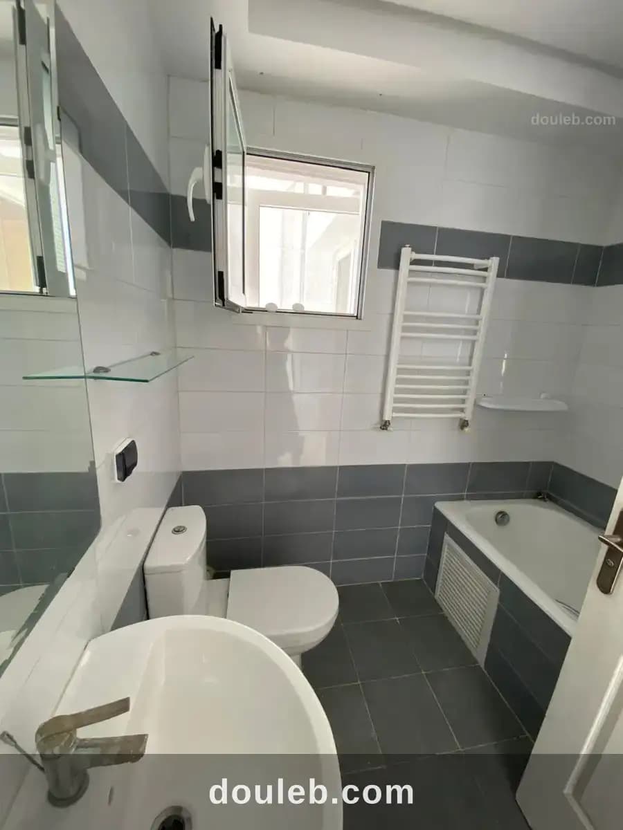 Bel appartement s plus 2 - Miniature 4