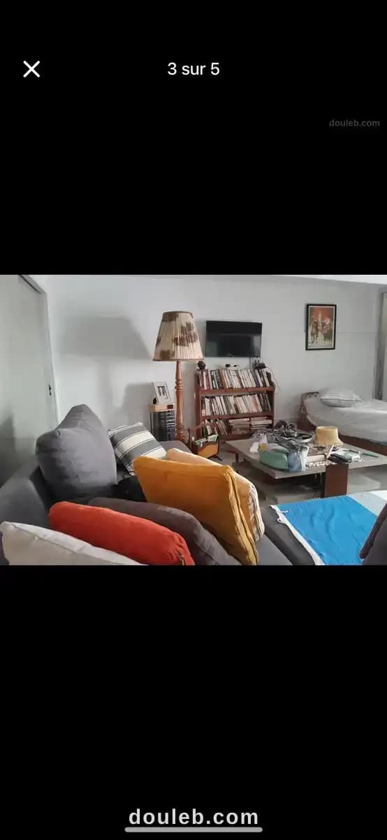 Un s1 usage bureautique habitation à uv4 menzah 6 à Ariana